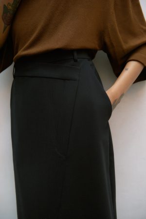 Tailored skirt