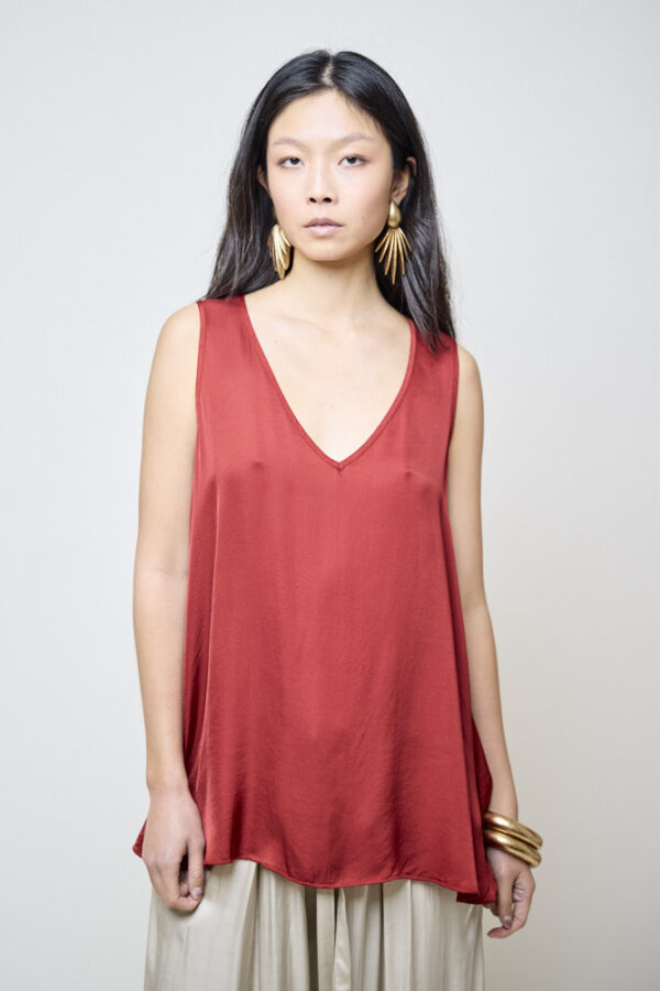 V-neck Tank - Image 5