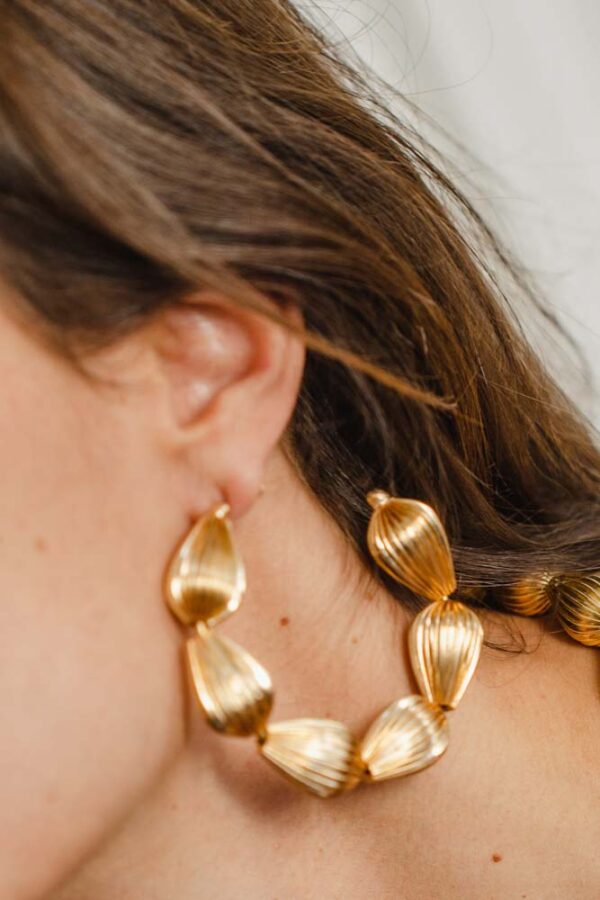 Hoop Earrings Gold - Image 2