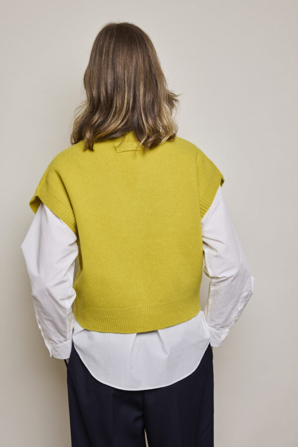 Zoe Gilet - Image 2