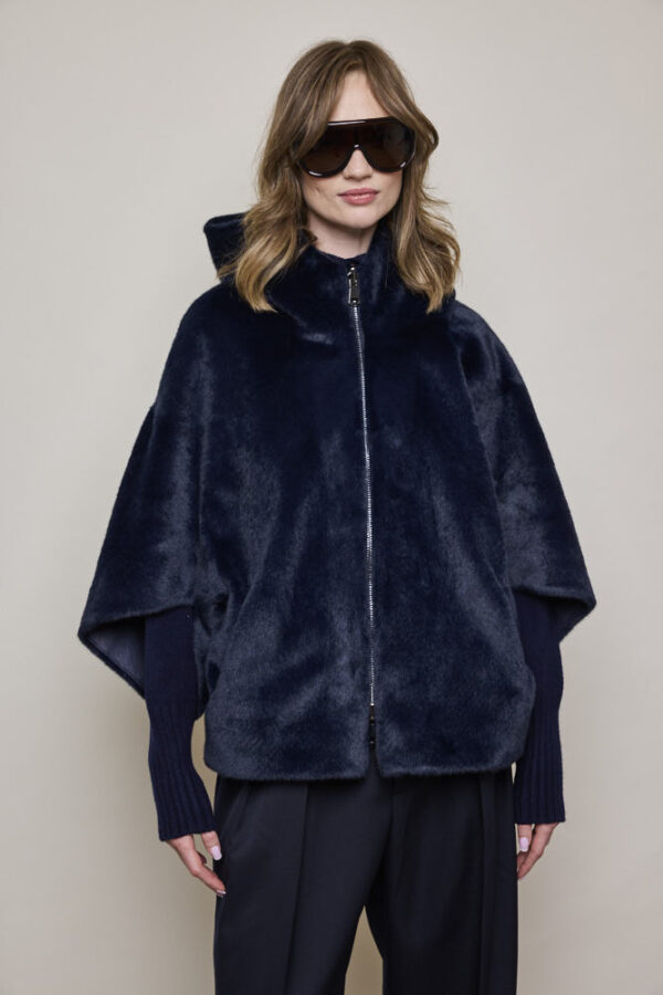 Cape Faux fur