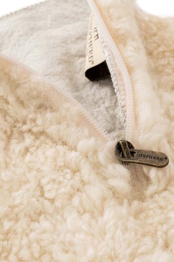 Kerri Hot Water Bottle - Image 3