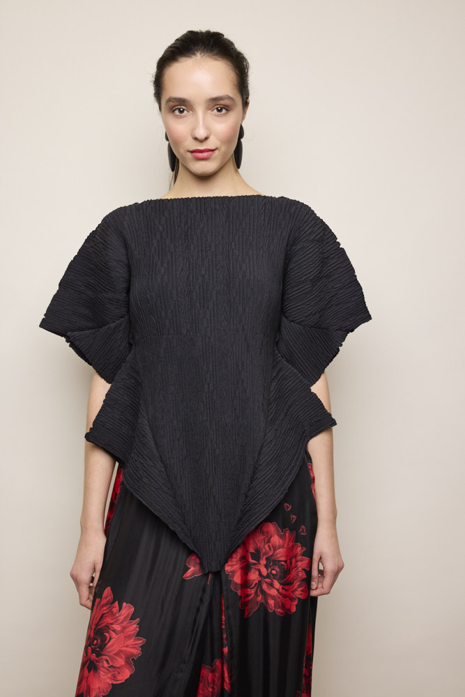 Assyemtrical Pleated Top